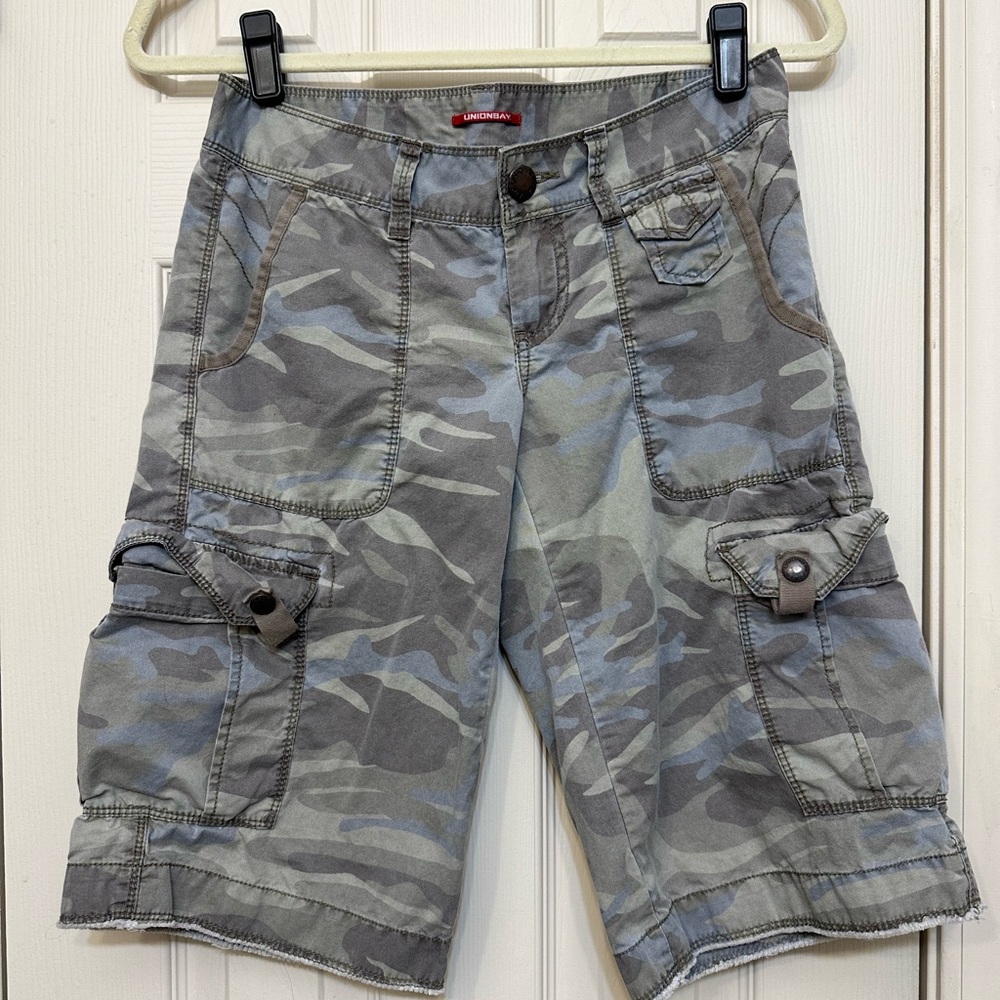 Union Bay Juniors Camo Shorts Size 1